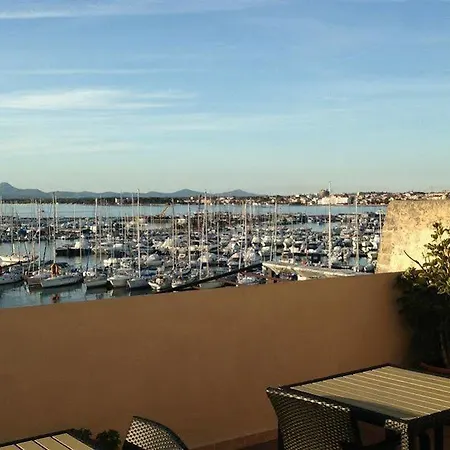 La Terrazza Sul Porto - 3*