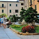 La Terrazza Sul Porto - 3*