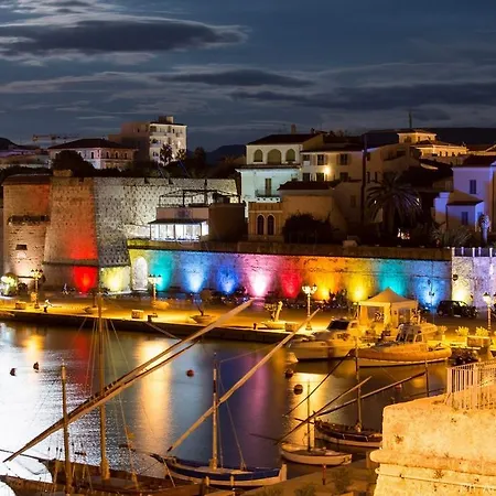 Bed & Breakfast La Terrazza Sul Porto - 3*