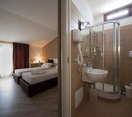 Bed & Breakfast La Terrazza Sul Porto - 3*
