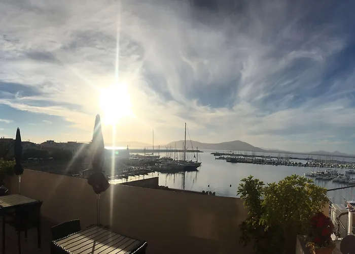 ベッド・アンド・ブレックファスト La Terrazza Sul Porto - 3*