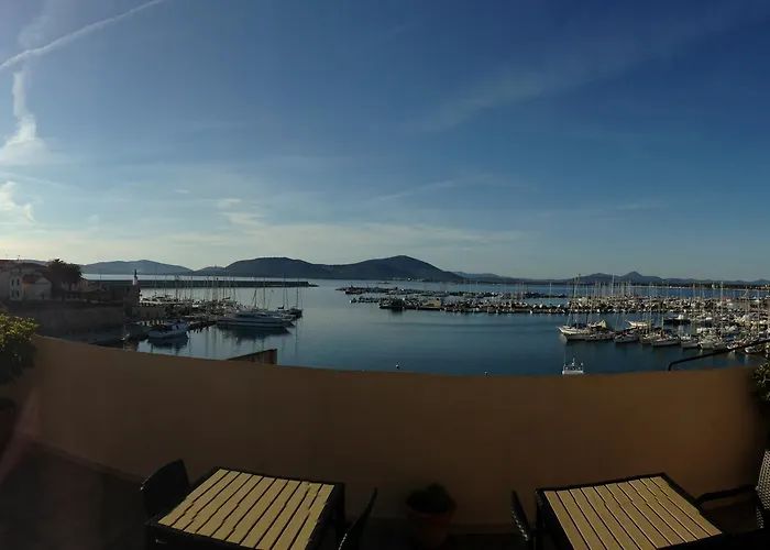La Terrazza Sul Porto - アルゲーロ