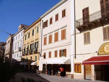 ベッド・アンド・ブレックファスト La Terrazza Sul Porto -