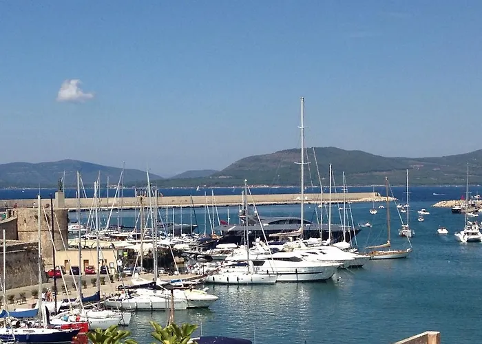 La Terrazza Sul Porto - ベッド・アンド・ブレックファスト 3*