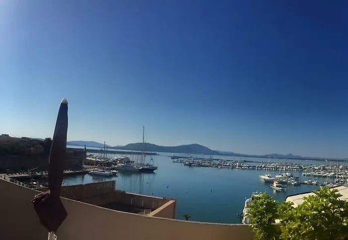 La Terrazza Sul Porto - 3*