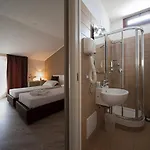 Bed & Breakfast La Terrazza Sul Porto - 3*