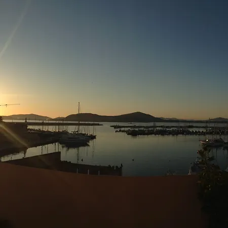 La Terrazza Sul Porto -